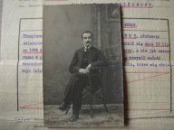 Warszawa - stare zdjęcie - mężczyzna , wąsy, garnitur