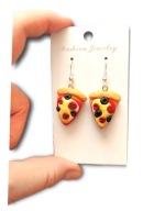 KOLCZYKI Z MODELINY FIMO PIZZA HUT MINIATURKA
