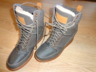 BUTY DAMSKIE TRZEWIKI, ROZMIAR 37, NOWE