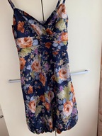 36 letnia sukienka na szelki Reserved granatowa rude duże kwiaty