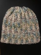 Ręcznie robiona czapka dziecięca