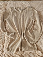 Sweterek z błyszcząca nitka