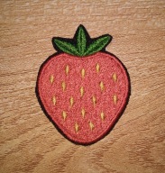 Truskawka termo naszywka naprasowanka łata haft
