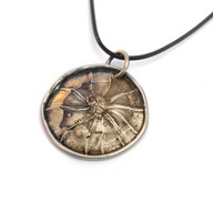 Etruskie słońce, potęga energii! Wisior z mosiądzu, jak stare złoto.