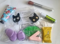 ZESTAW BIŻUTERIA I KOSMETYKI