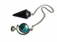 Wahadełko granatowy kamień piaskowy z globusem ze srebra tybetańskiego