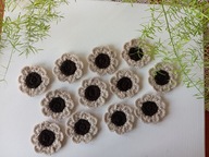 Szydełkowe kwiatki 8 cm