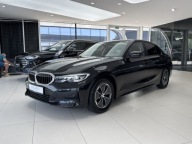 BMW Seria 3 318i Advantage Kamera cofania Podgrzewane fotele LED FV23