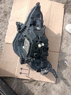 LAMPA PRAWA PRZEDNIA RENAULT ARKANA 260102483R