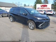 Toyota Sienna Xle Woodland Edition, 2022r., 4x4, 2.5L 2.5 Benzyna 189KM