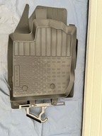 DACIA DUSTER II DYWANIKI GUMOWE NOWE ORYGINALNE OD 2017R