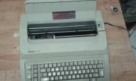 Stara , elektryczna maszyna do pisania SIGMA
