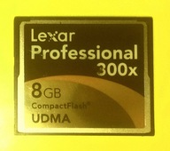 CompactFlash 8 GB >> L E X A R Professional >> 300x UDMA