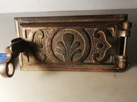 Stare secesyjne żeliwne drzwiczki do pieca, kominka, kozy, wędzarni