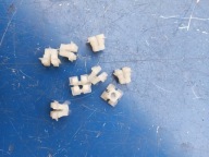 fiat 126p kostki spinki lampy reflektorów 8 szt