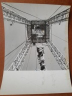 PRL geologia nafta Gorlice urządzenie wiertnicze 1964 fot. Kwiatkowski duża