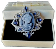 VINTAGE BROSZKA W STYLU WIKTORIAŃSKIM GOTYCKA KAMEA SYNTETYCZNE SZAFIRY