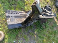 CWIARTKA PRZEDNIA PRAWA MERCEDES A213 E-KLASA CZARNA