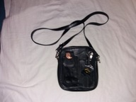 Sportowa, skórzana torebeczka dla dziewczynki