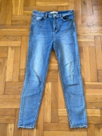 SPODNIE JEANSOWE STRADIVARIUS damskie rozm. M rurki