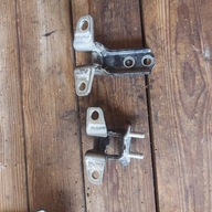 Zawiasy Drzwi Prawy Tył MITSUBISHI OUTLANDER III 2.2d