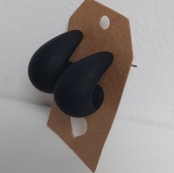 Czarne kolczyki krople łezki zapinane na sztyft