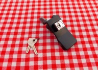 Nowy zamek pokrywy silnika klapy bambino Fiat 126p 126 ORYGINALNY 1 seria