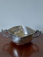 Głęboka paterka z uchwytami