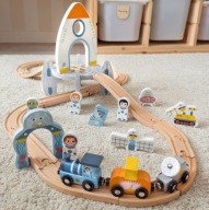 Drewniana kolejka Tooky Toy z torami, wielokolorowa, dla dzieci 3+