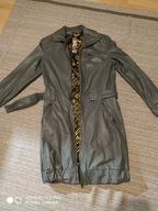 Skórzany szary płaszcz. Jesień. M.