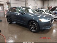 Volvo XC 60 2020 r., 2,0L T5 MOMENTUM 2.0 Benzyna 250KM