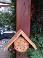 Domek dla owadów pszczół zapylaczy murarek