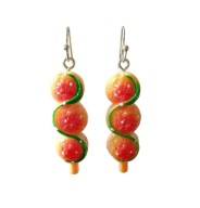 Smaczne kolczyki "Yakitori", klopsiki i cukinia