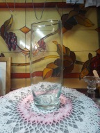 szklany skośny wazon