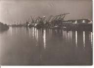SZCZECIN - PORT NOCĄ - pocztówka z 1984 roku.