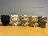 Doniczka betonowa dziewczynka z muszlą