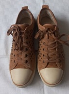 Fantastyczne australijskie niskie sneakersy z owczej skóry