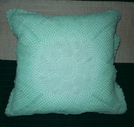 Dwie szydełkowe poszewki na jasiek 47x43