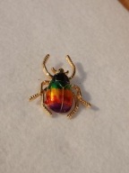 Broszka w kształcie żuczka