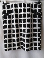 Spódniczka mini w czarno-białą kratkę - XS