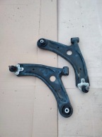 wahacz przedni lewy prawy maglownica YARIS CROSS igła