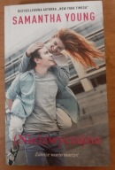 (Nie)zwyczajna Samantha Young, Sylwia Chojnacka