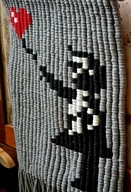 MAKRAMA BANKSY DZIEWCZYNKA Z BALONIKIEM