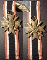 Kriegsverdienstkreuz 2 klasy z mieczami. KVK Krzyż zasługi sygnowany 133
