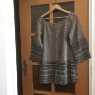 BLUZKA TUNIKA ITALY KOLOR KAKAOWY XL Z CZARNYM WZOREM