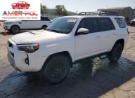 Toyota 4-Runner SE 2023 4.0l 4.0 Benzyna 270KM