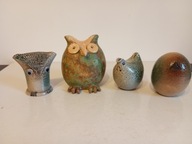 FIGURKA SOWY, SÓWKI, KURCZAKA I KURKI - TERAKOTA - SYGNOWANE. 4 szt.