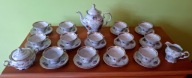 Porcelana Stołowa Wałbrzych- komplet kawowy zdobiony złotem. Duży!