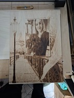 - Portret/Obraz ze zdjęcia na drewnie na zamówienie A4 21x29.7 +Rama