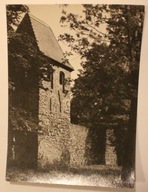 OŚNO. Dom Strażniczy i mury obronne wzniesione z głazów narzutowych w 1477